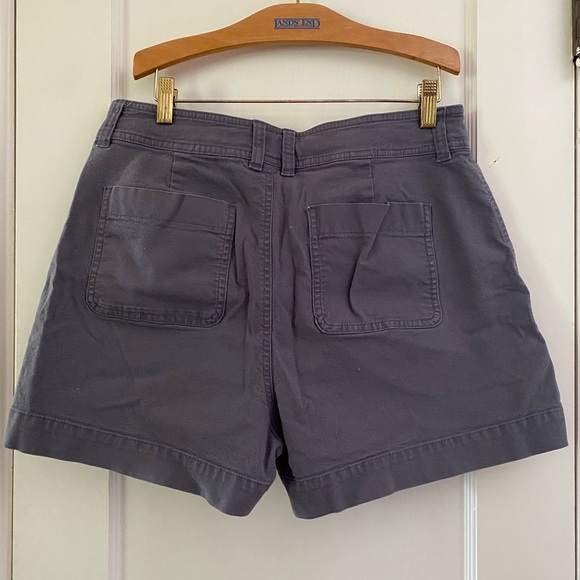 A New Day High-Rise Gray Stretch Cotton Cargo Utility Midi Shorts Size 10 - Picture 2 of 4
